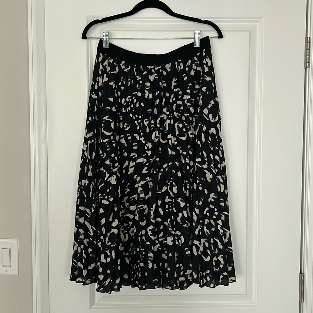 H&M Cheetah Print Midi Skirt